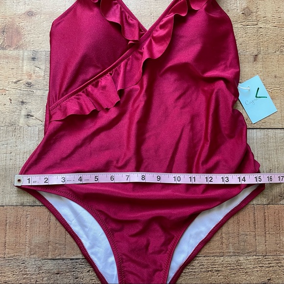 CUPSHE V-Neck Ruffle One Piece Halter Bathing Suit NEW Size L Red - Picture 3 of 6